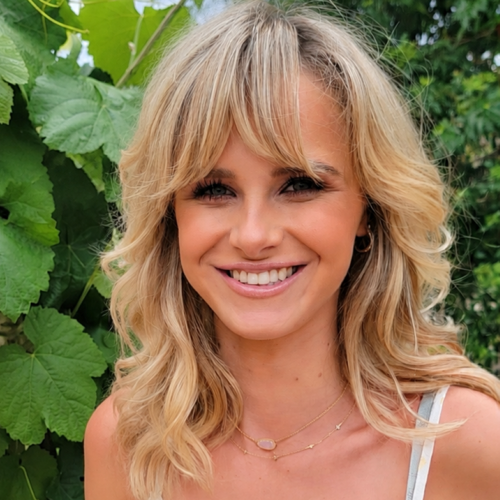 Mykaela Waldapfel