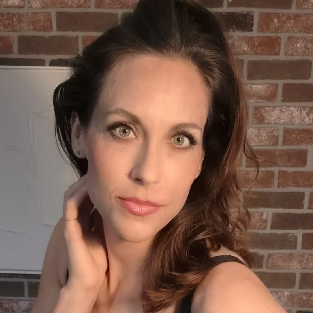 Amanda Hicok